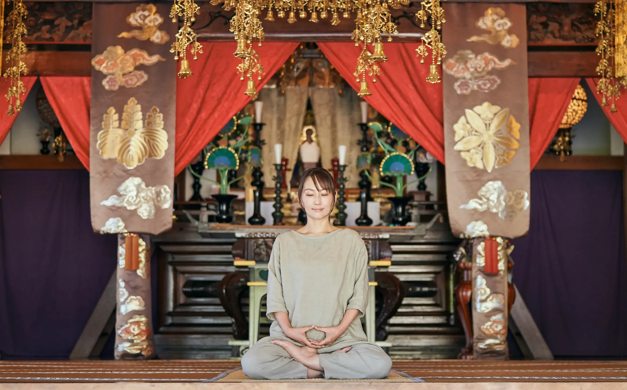 Zen meditation in the main hall