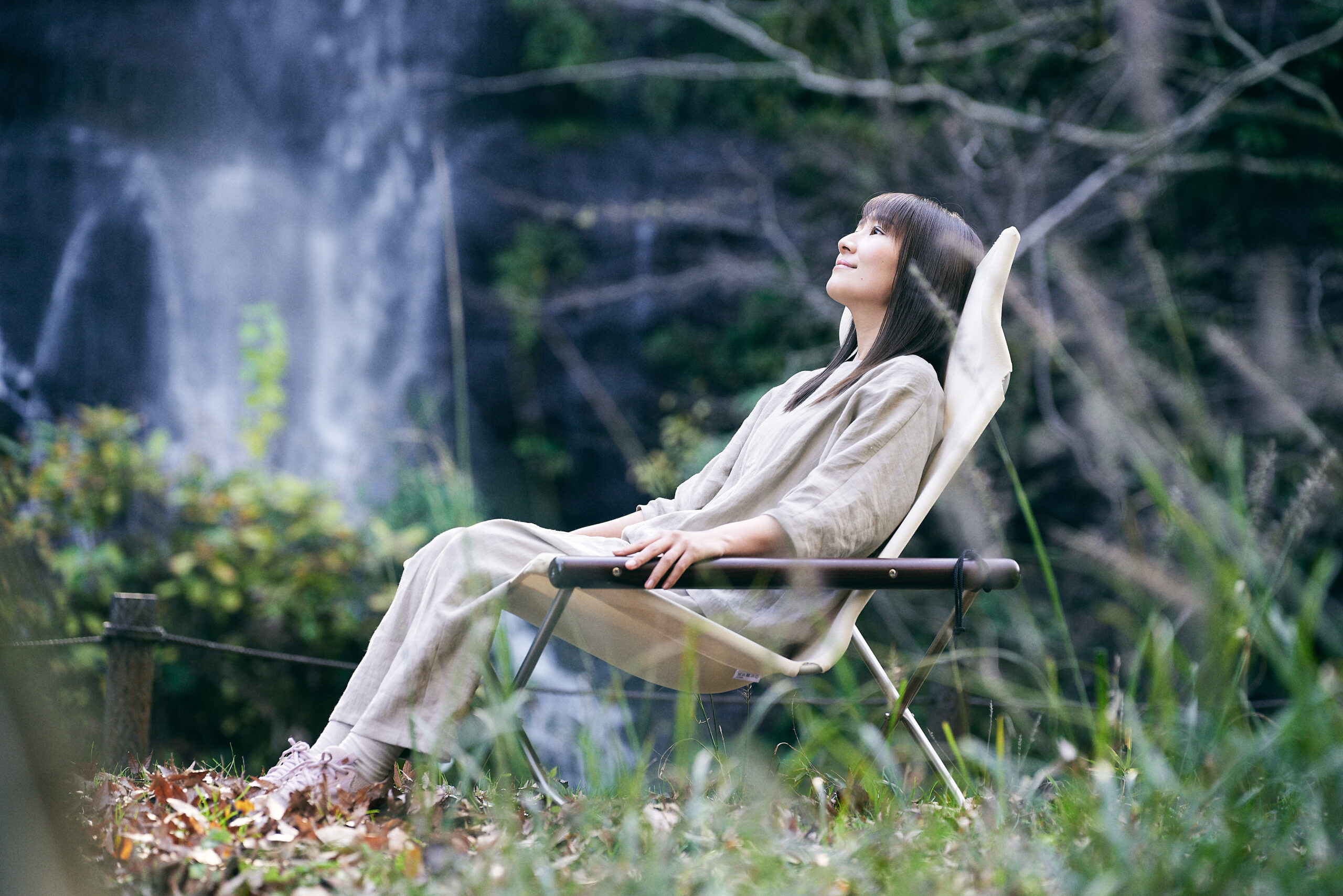  Forest bathing meditation during a Japan spiritual retreat for healing and transformation