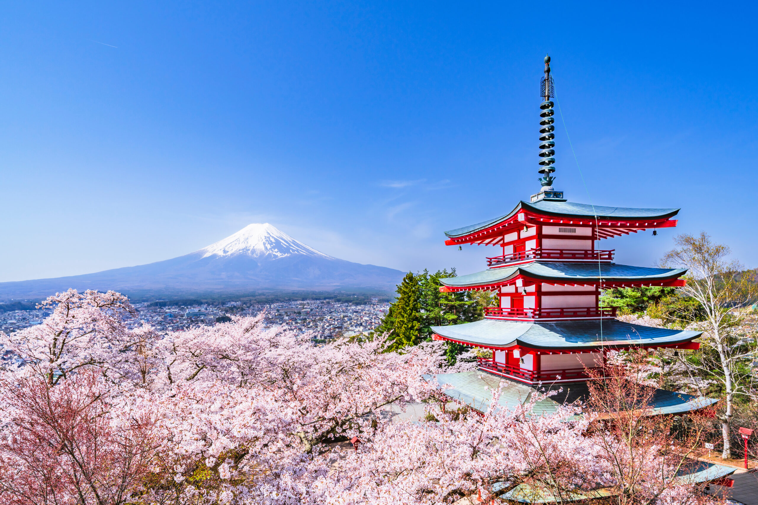 Best spiritual retreat destinations in Japan including Mt. Fuji, Kyoto, and Eiheiji Zen temples